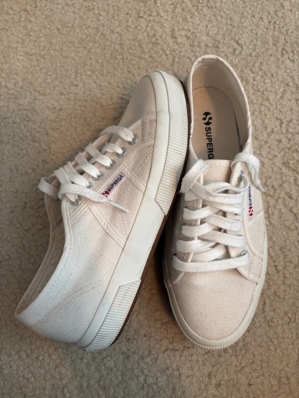 Women’s Superga Low-Top White Canvas Sneakers size 39.5